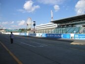 Suzuka's pit